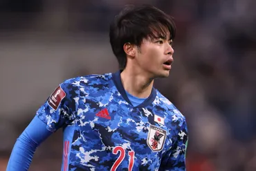 W杯出場の立役者・三笘薫、大物俳優と意外な関係!? 豪華な相関図「昔隣に住んでいた」 