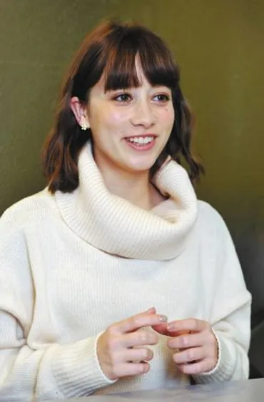 ドーキンズ英里奈が一般男性との結婚を発表「気を遣わずにいられ一緒に大声で笑えるひとです」:中日スポーツ・東京中日スポーツ