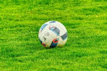 中村拓海東福岡サッカー部のラフプレー動画!足踏み付けで炎上!