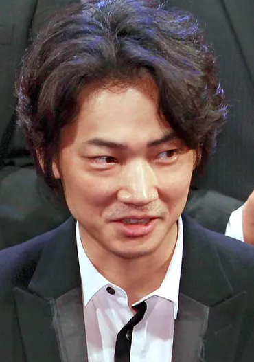 綾野剛「オールドルーキー」OA迫り、局記者は東谷氏を生直撃…゛ガーシー砲゛にTBSピリピリ