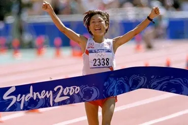 2000(平成12)年9月24日】日本女子マラソン初の金メダル