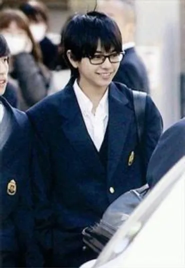 佐藤勝利の学歴と経歴