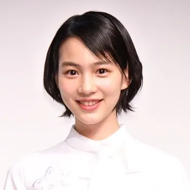 佐藤健と吉岡里帆、破局の真相は？二人の熱愛の軌跡とは！？