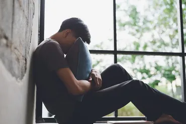 彼女に会えない時間の男性心理とは?会わない日々に愛を育てる方法を解説