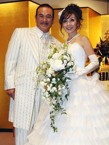 真剣佑＆郷敦の母は元芸妓の玉美さん！絶縁の噂も現在3人は良好な関係！