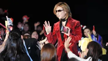 YOSHIKIの現在の彼女は誰？2022年に結婚？日本人女性と同棲の噂も！