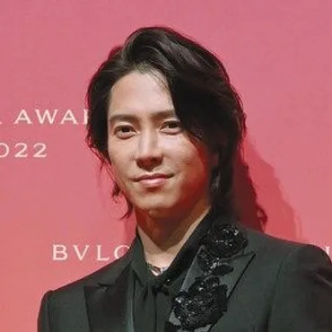 山下智久、ブルガリイベントで「今年は忙しく幸せな1年が過ごせた。来年は世界を広げて行けるように」：中日スポーツ・東京中日スポーツ