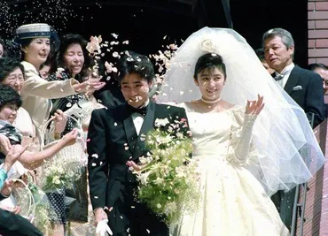 郷ひろみの元妻・二谷友里恵や子供との確執がヤバい!『彼は○○だから2度と会いたくない!』新御三家の人気歌手の結婚歴や子供達の現在の職業に一同驚愕…!