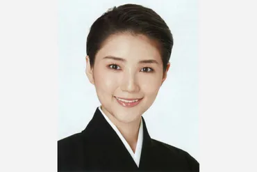 記者会見で何を語る宝塚、宙組トップの芹香斗亜が退団へ上級生パワハラで所属俳優の女性が急死、相次ぐ組員の退団