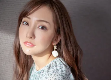 板野友美は整形で顔変わりすぎ!【昔と画像比較】整形外科はどこ?