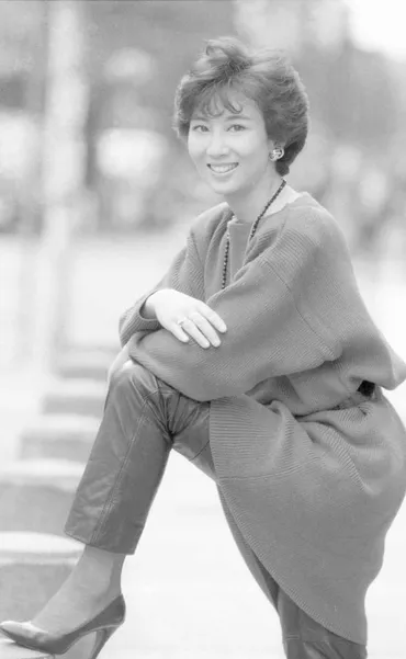 あの名作時代劇を彩った主題歌たち】「必殺仕事人Ⅲ」から「冬の花」鮎川いずみ番組テーマを際立たせる「暗さ」がクセに(ページ)