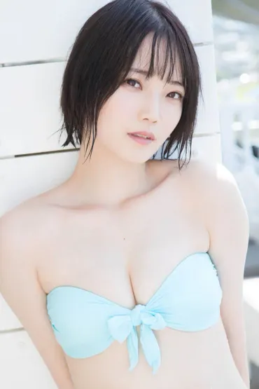 ミス」受賞の新谷姫加、水着姿を『週プレ』で披露「いきなりの水着で驚いた方も…」