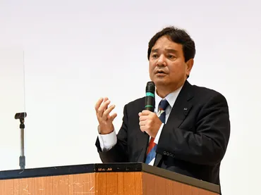 鈴木哲夫・政治ジャーナリストの高校や経歴、評判と妻など調査