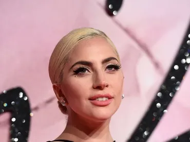 レディー・ガガ、歳で受けたレイプとについて告白