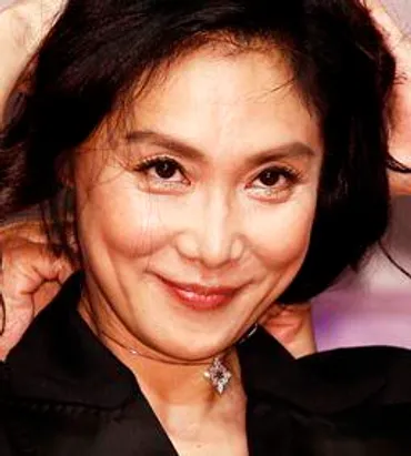 浅野温子の息子はアナウンサーやめた魚住優!現在は放送文化研究所、結婚していて子供は何人!?画像