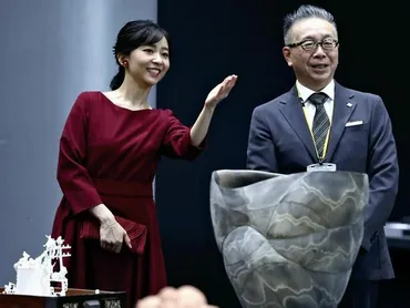 佳子さま、陶磁器フェスティバル内覧会を視察…ウクライナの陶芸作家と交流読売新聞
