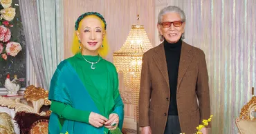 感謝できることを数えましょう。人生はトントンです」美輪明宏さんと五木寛之さんが対談