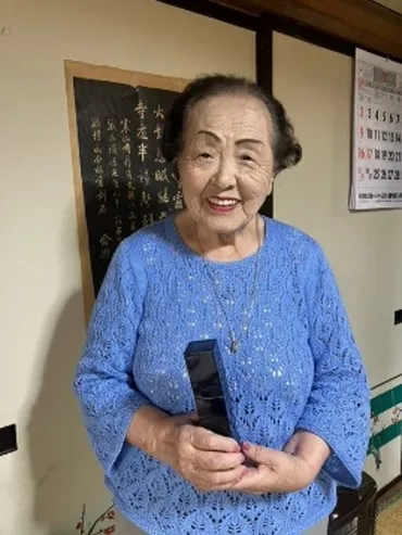 102歳現役ビューティーアドバイザー堀野智子さんの美の秘訣とは？ギネス世界記録更新？102歳、現役ビューティーアドバイザー堀野智子さんの美の秘訣
