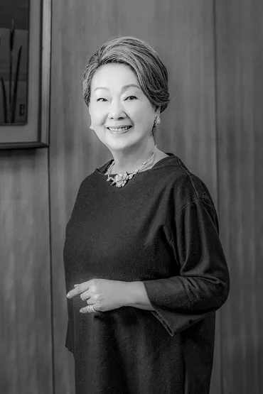 『婦人公論』2025年10月号の見どころは？由紀さおりさん、美輪明宏さん、そしてあの夫婦…？2025年10月号『婦人公論』徹底解剖！