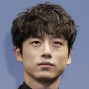 坂口健太郎 インスタコメント3300件の゛大荒れ゛もコメント欄は閉鎖せず…即非表示にしたフワちゃんとの゛決定的な違い゛(女性自身)