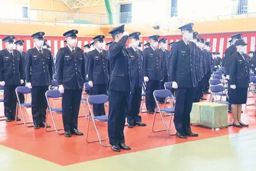 空自パイロット目指し/防府北基地 航空学生71人、第一歩