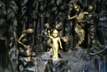 釈迦八相像、500年ぶり復活 奈良・薬師寺で特別拝観始まる 