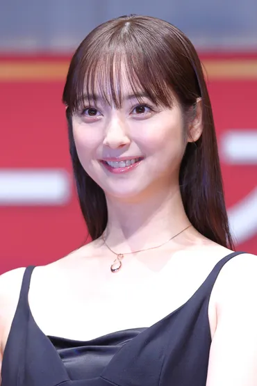 佐々木希」はなぜ渡部から離れられないのか ゛許せない゛よりも強い゛家族への執着゛が生まれた原点(AERA DIGITAL)