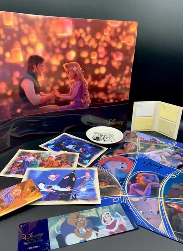 グッズ開封】「ディズニー・アニメーション・イマーシブ・エクスペリエンス」(森アーツセンターギャラリー) グッズにも名シーンが続々 – 美術展ナビ
