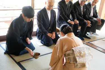 茶道裏千家次期家元臨席のもと、「即翁新座敷茶室」竣工披露茶会を開催