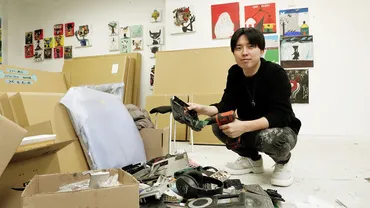 長坂真護のアートと社会貢献：ガーナの電子廃棄物問題を解決？ガーナ・アグボグブロシーを拠点に活動する美術家・長坂真護