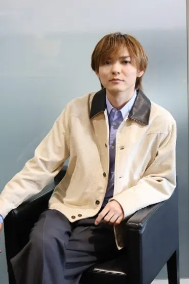 薮宏太、過去に戻れるなら「今のこの精神年齢で高校生をやり直したい」  タイムループした会社員たちを描く音楽劇「MONDAYS／このタイムループ、まだまだ終わらない！？」【インタビュー】 