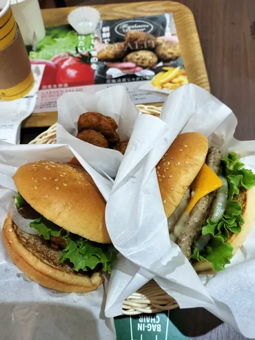 ジュブチューンで合格を獲得したフレッシュネスバーガーの塩レモンチキンバーガーや国産チキンナゲットは本当に美味しいのか?真剣ジャッジ!