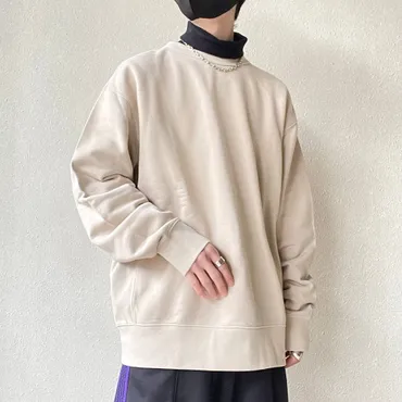 古着っぽい色味がたまらん!ユニクロの「楽ちんトップス」ゆったりシルエットで着心地バツグンです!