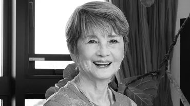 中原ひとみ77歳で一軒家からマンションへ。パーキンソン病を発症した夫・江原真二郎の在宅介護ができたのはマンションだからこそ 夫が施設に入所、初のひとり暮らしの心細さを埋めるのは、夫とのテレビ電話と娘家族