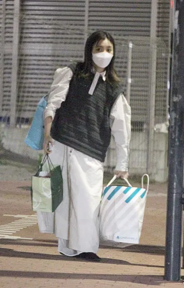 水川かたまり、結婚後も話題を呼ぶ！破天荒エピソードから借金問題まで、その素顔とは？水川かたまり、結婚から二次会騒動、そして借金問題までを徹底解剖！