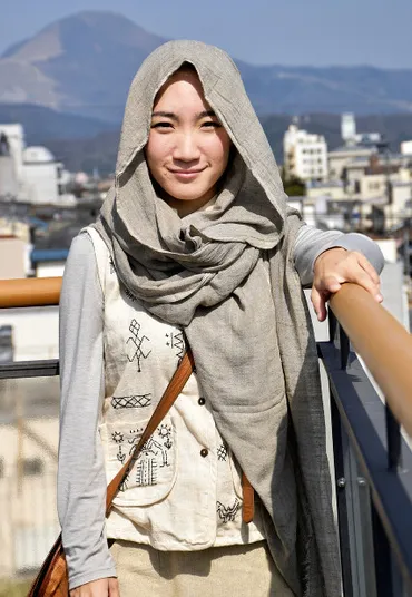 武市萌美さん:あふれ出る ゛ラクダ愛゛ 毛刈り大会入賞