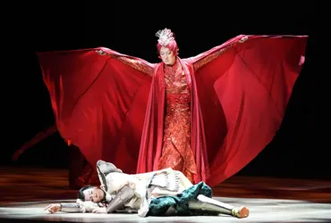 坂東玉三郎、新作歌舞伎「火の鳥」は神秘的で幻想的な世界観 ...