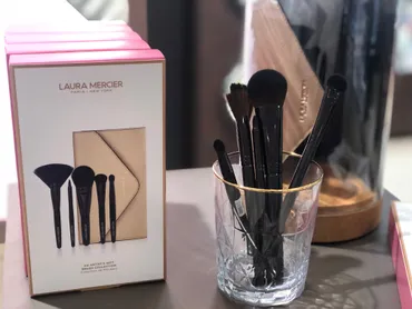 今年のクリスマスコフレ＆アドベントカレンダー(ローラ ...