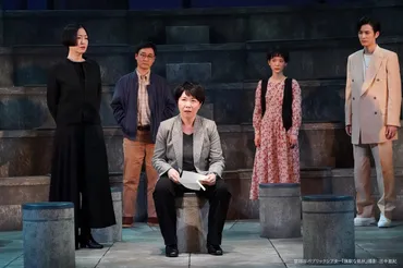 池谷のぶえが読売演劇大賞で最優秀女優賞を受賞した、舞台『無駄 ...