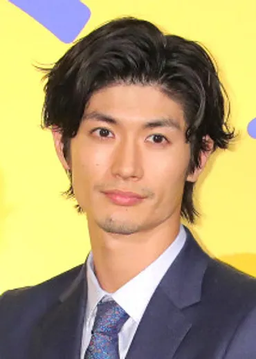 小日向文世、映画「コンフィデンスマンＪＰ」で共演した三浦春馬 ...