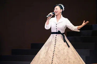 薬師丸ひろ子、約3年ぶりの全国ツアーファイナル公演のレポート ...