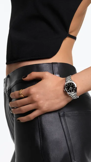 オメガ】豪華スターが京都に集結!新作ウォッチ「シーマスター アクアテラ 30MM」がお披露目