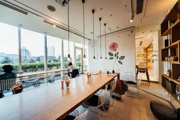 六本木ミッドタウン内の電源・Wi