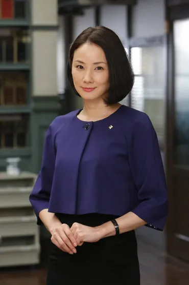 吉田羊の年齢は？女優としての信念と、年齢非公表という戦略の真相に迫る！年齢非公表の女優、吉田羊。その知られざる素顔とは？