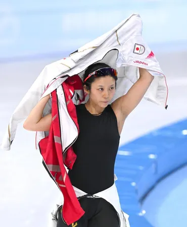 高木美帆は銀メダルもぼう然 大本命の１５００ｍ、０秒４４差で金に届かず 再び゛女王゛に屈す/北京五輪/デイリースポーツ online