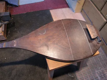 琵琶修復師 ドリアーノ スリスさんの職業インタビュー