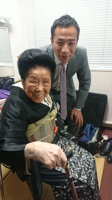 ナイツ塙宣之の笑いと死生観を探る！書籍出版と上沼恵美子の影響力とは？ナイツ塙宣之の笑い論、書籍『笑辞苑』発売！M-1、芸人論を語る。