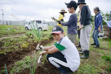 半農生活で自給自足する千葉県佐倉市の兼業農家と、里山のリジェネレーション