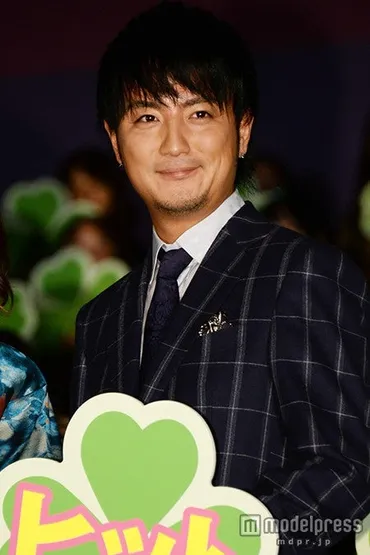 上地雄輔の電撃結婚！お相手は？馴れ初めや家族構成、遊助としての活動についても徹底解説！上地雄輔、20年の時を経て地元同級生と結婚！