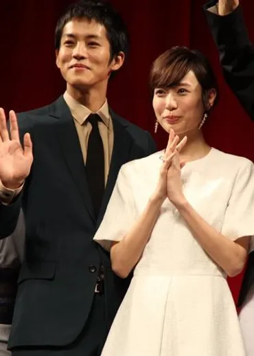 松坂桃李、初の前貼りに苦労！